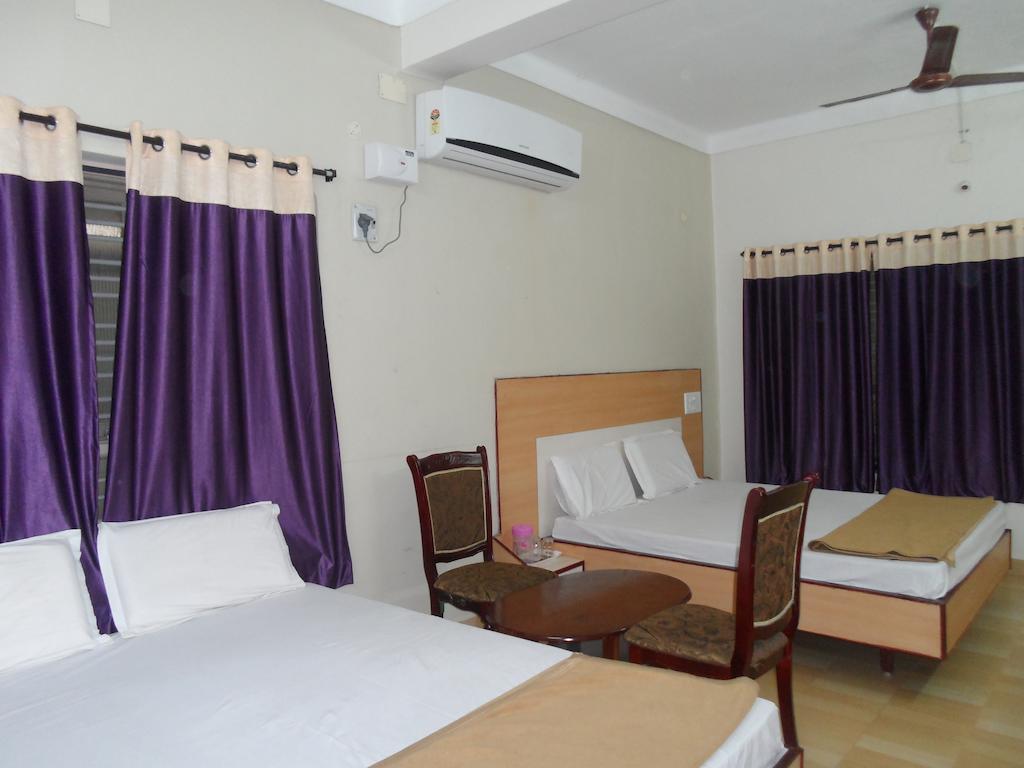 Hotel Pasuparthy Residency Τιρουπάτι Εξωτερικό φωτογραφία