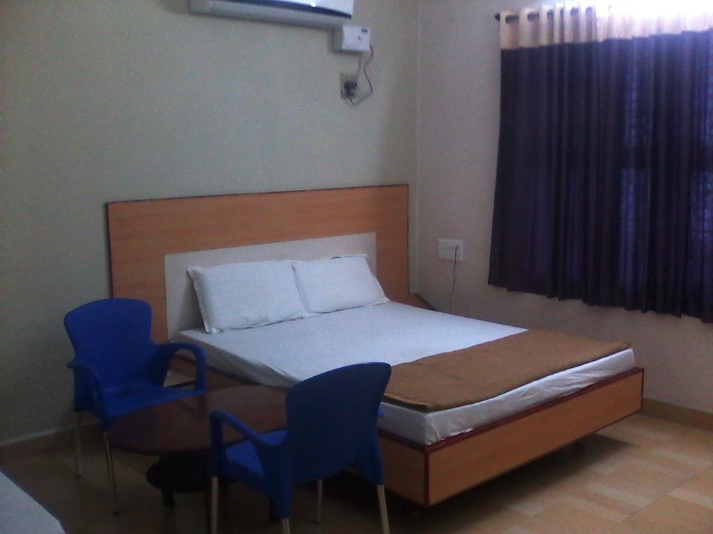 Hotel Pasuparthy Residency Τιρουπάτι Εξωτερικό φωτογραφία